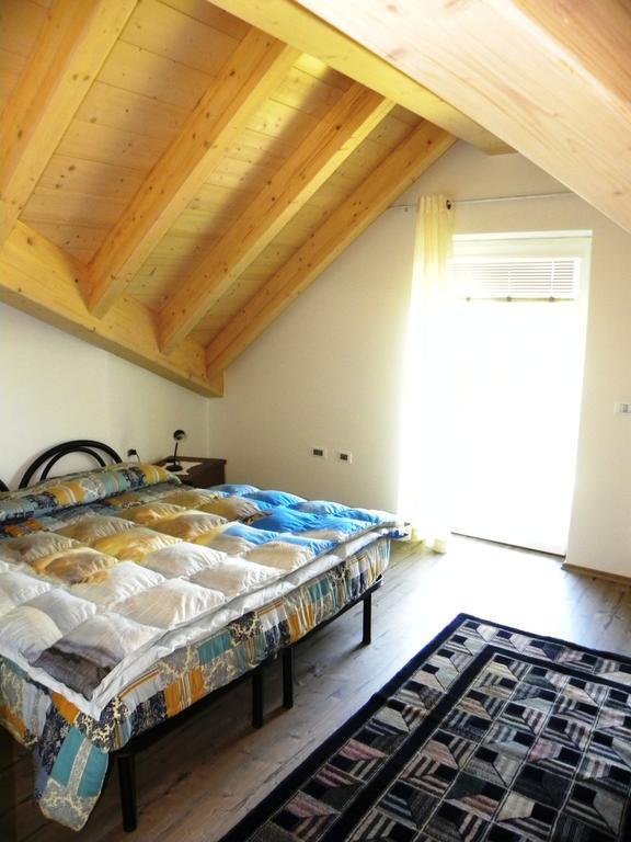 Casa De Val Apartment กาลเชรานิกา อัล ลาโก ห้อง รูปภาพ