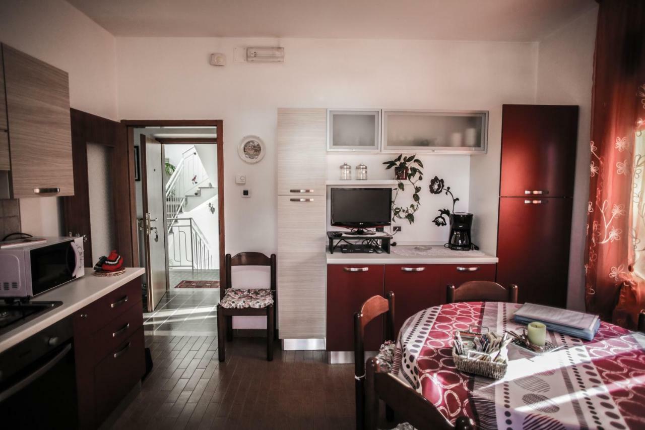 Casa De Val Apartment กาลเชรานิกา อัล ลาโก ภายนอก รูปภาพ