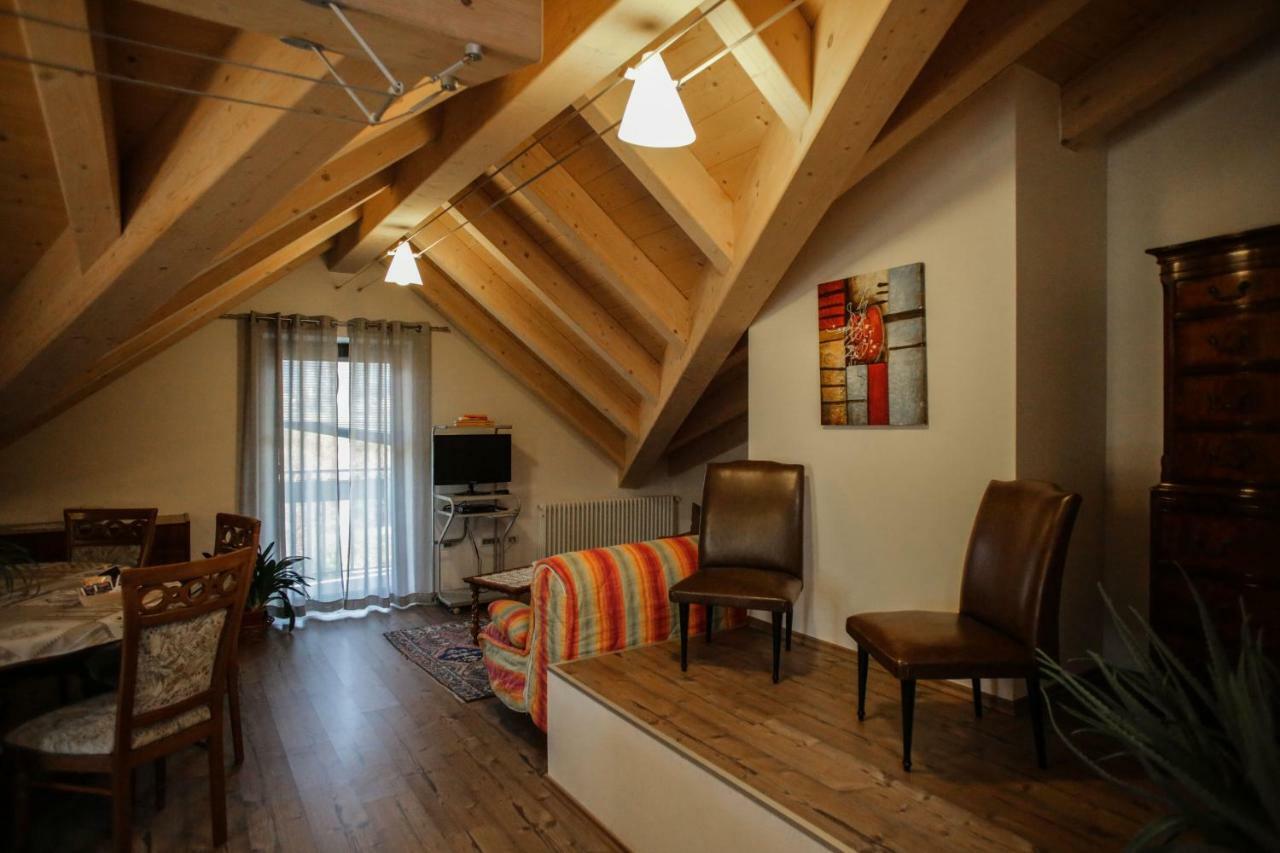 Casa De Val Apartment กาลเชรานิกา อัล ลาโก ภายนอก รูปภาพ